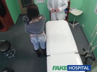 FakeHospital Patient has a pussy check up sex movies